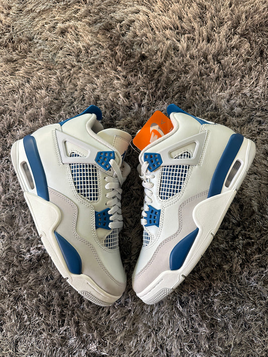 Air Jordan 4 Retro Military Blue