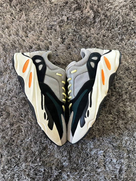 Yeezy Boost 700 V2 Wave Runner