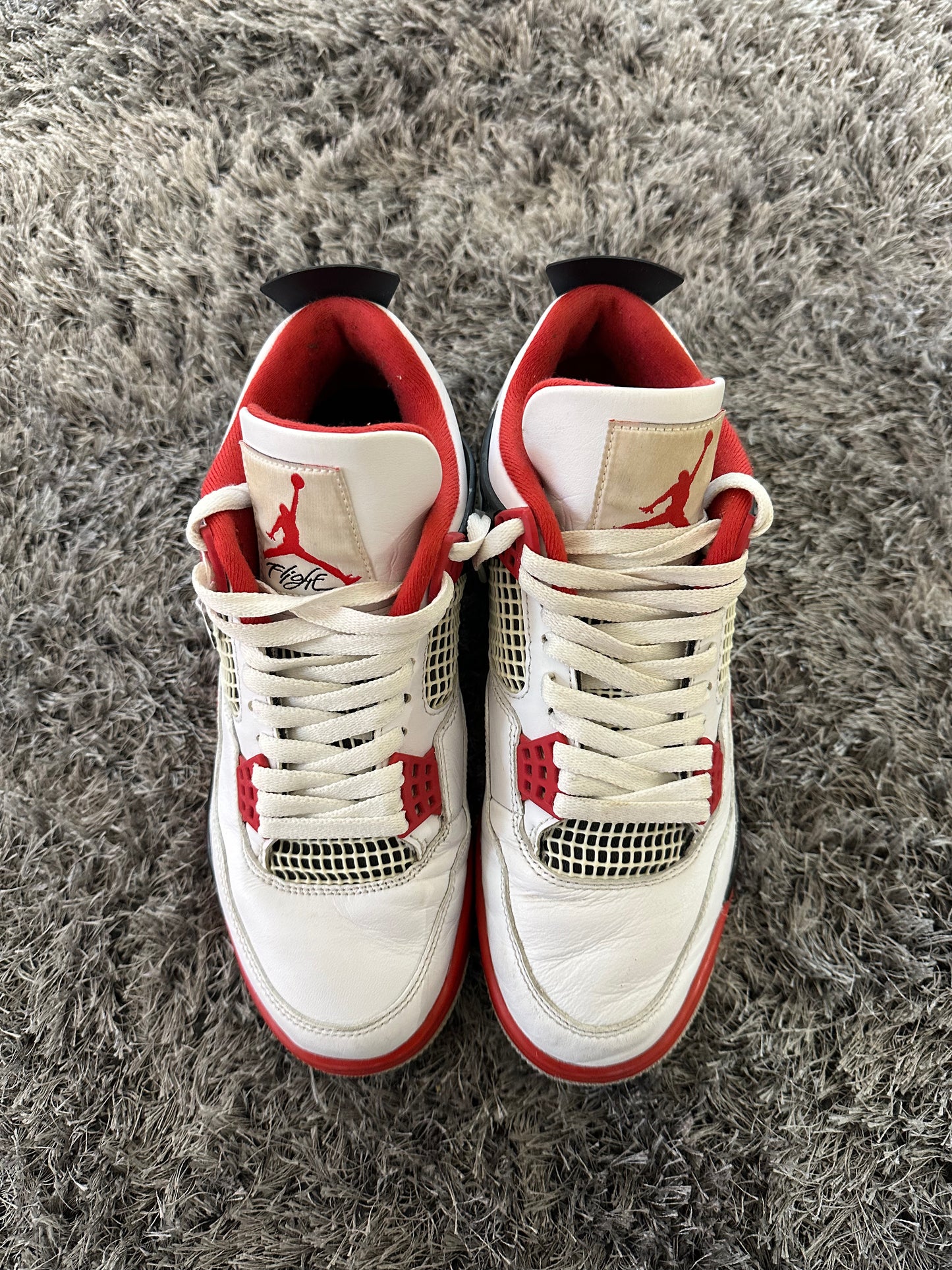 Air Jordan 4 Fire Red (2020)