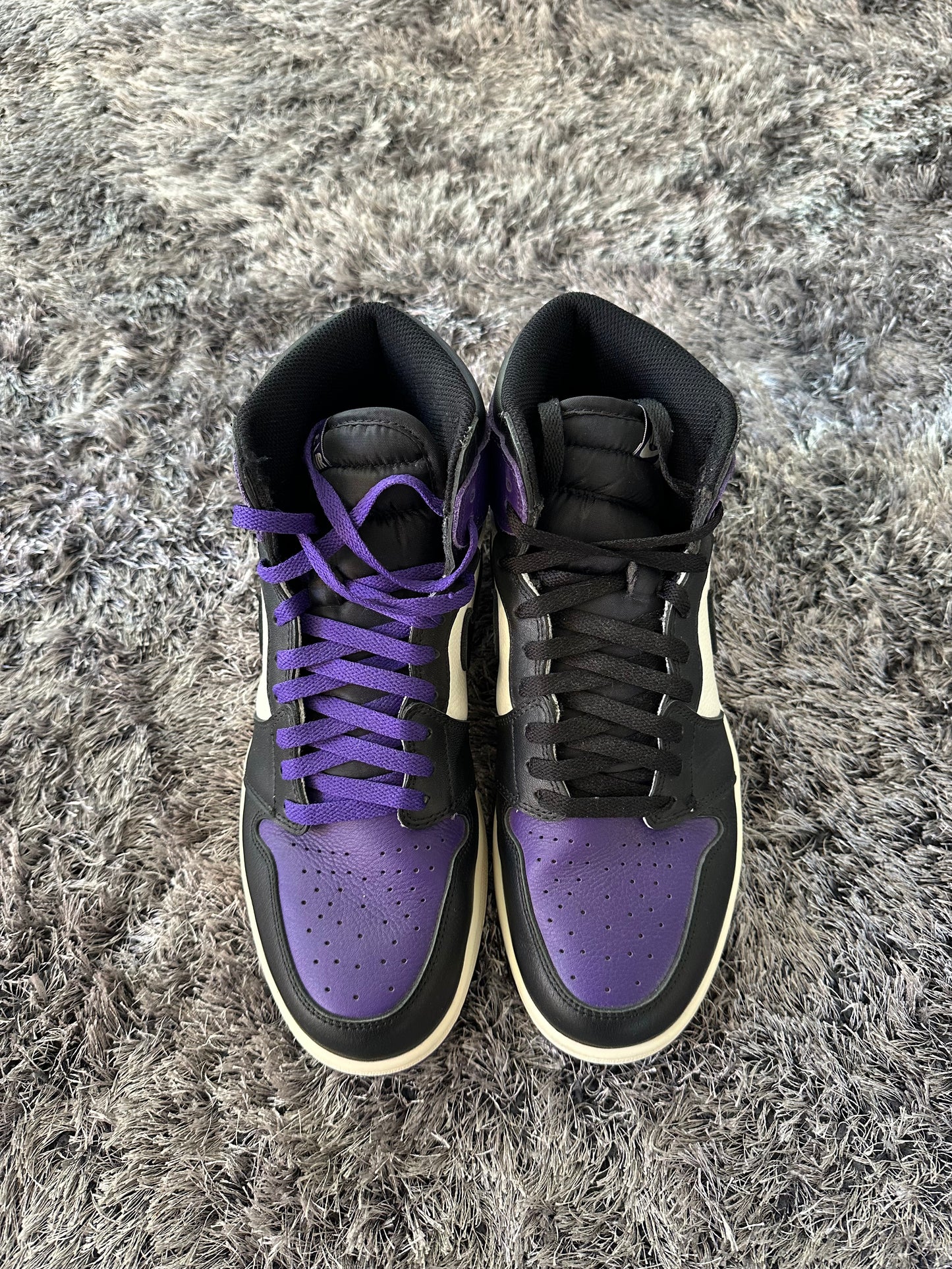 Air Jordan 1 High OG Court Purple