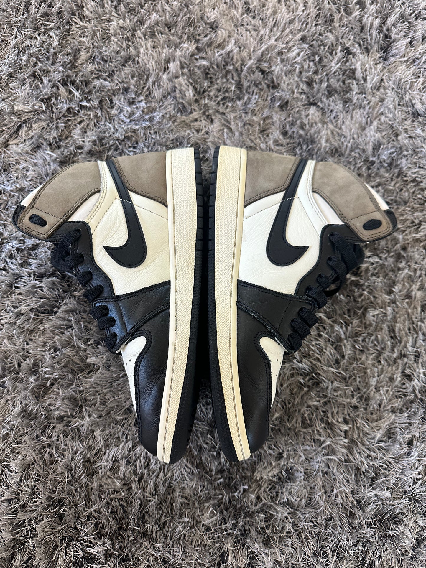 Air Jordan 1 High Mocha GS